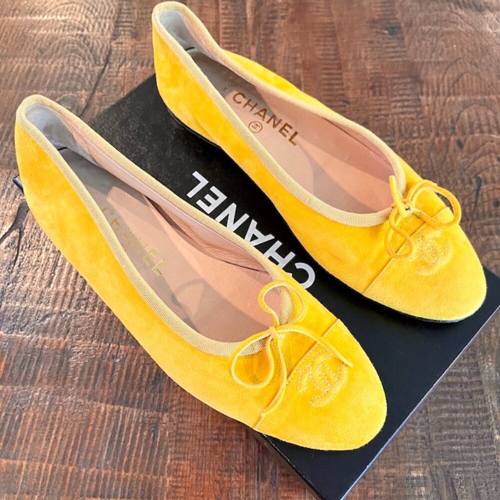 Chanel Ballet Flats Yellow Suede